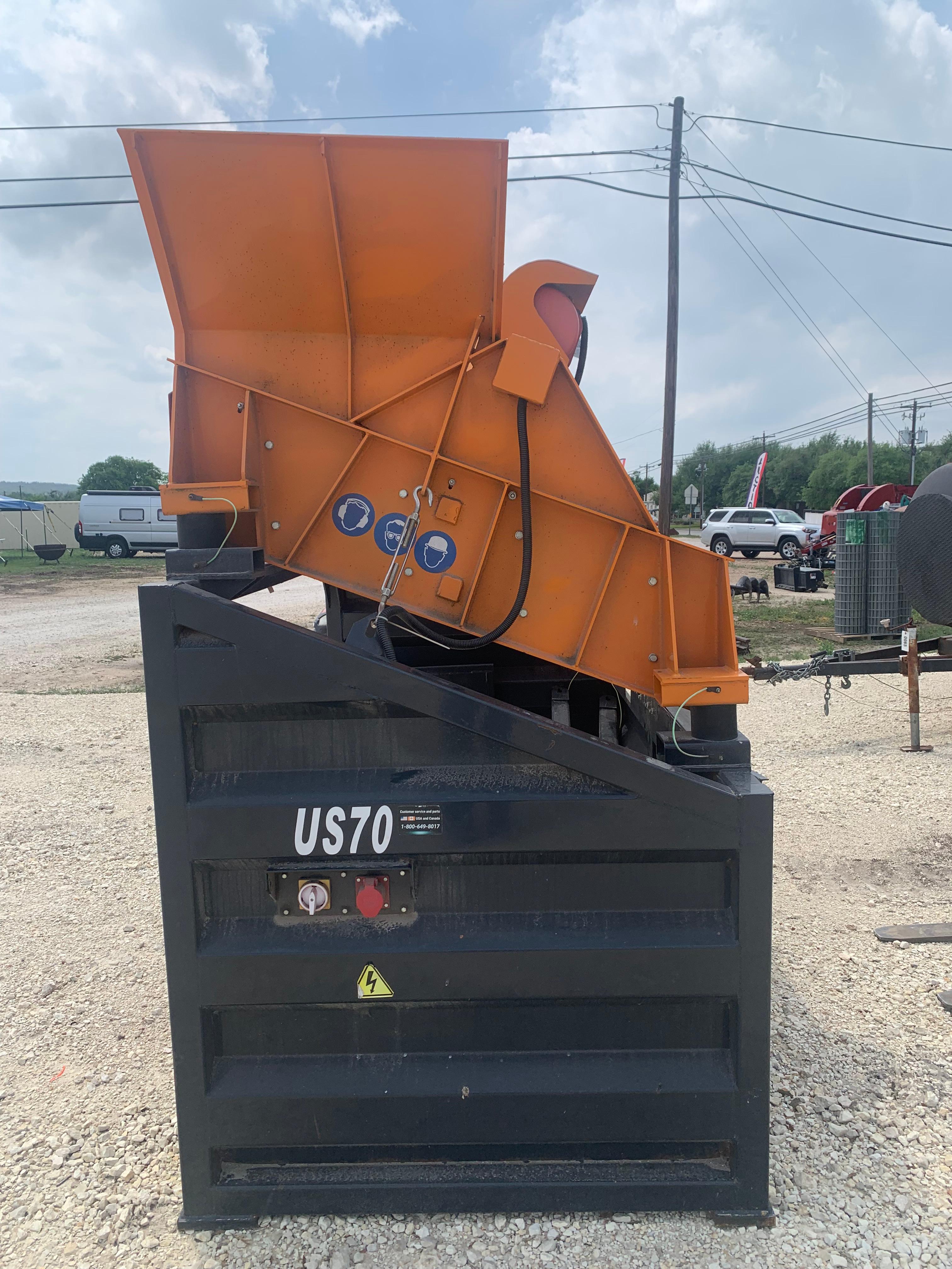 Vibratory rock screen