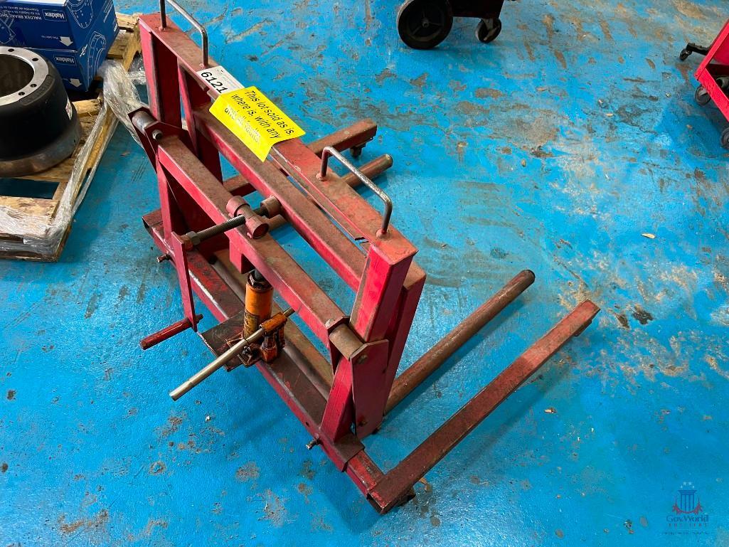 HYDRAULIC JACK WHEEL DOLLY