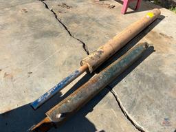 LOT CONSISTING OF (2) HYDRAULICS CYLINDERS