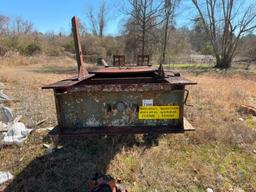 US DEPT. OF THE NAVY 38'X8' TANDEM AXLE STEP DECK TRAILER