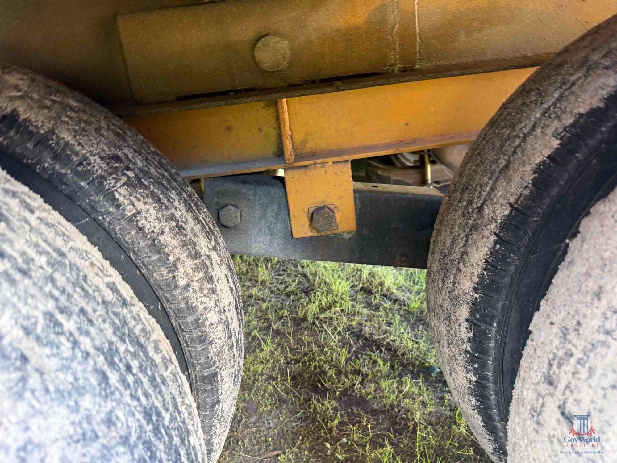 BETTER BUILT TANDEM AXLE EQUIPMENT TRAILER; VIN #4MNFP2922H1000557