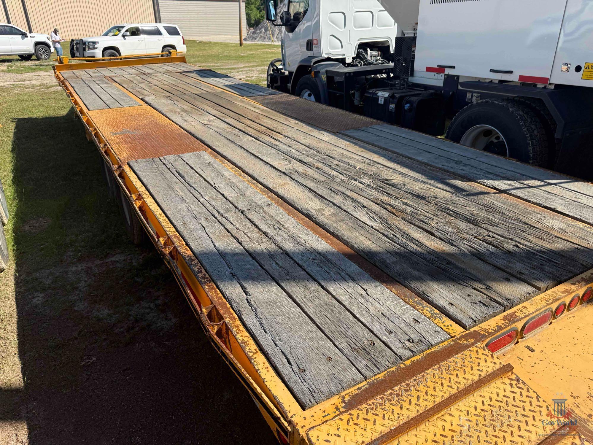 BETTER BUILT TANDEM AXLE EQUIPMENT TRAILER; VIN #4MNFP2922H1000557