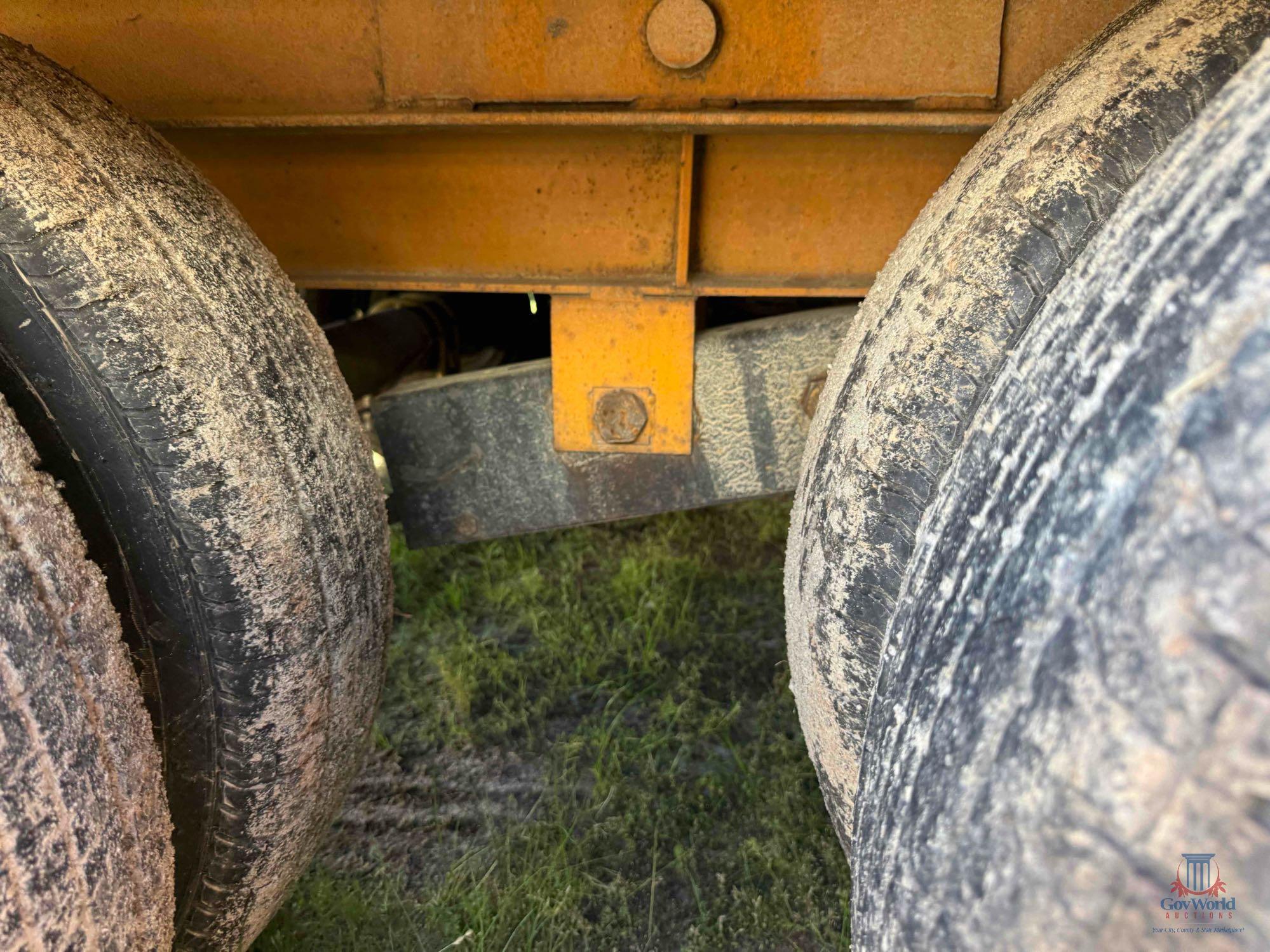 BETTER BUILT TANDEM AXLE EQUIPMENT TRAILER; VIN #4MNFP2922H1000557