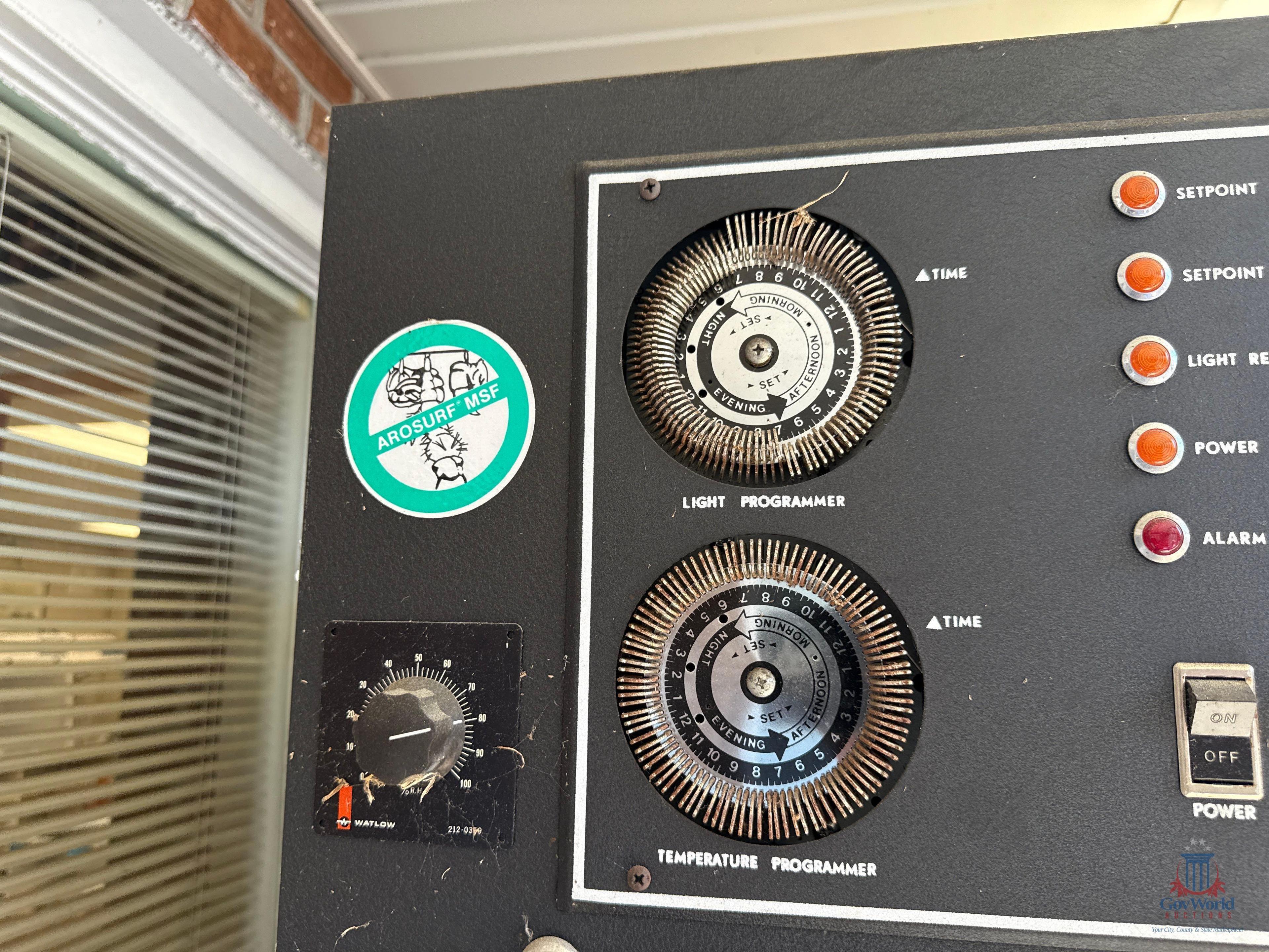 RHEEM PUFFER HUBBARD ENVIROMENTAL LABRATORY REFRIGERATOR
