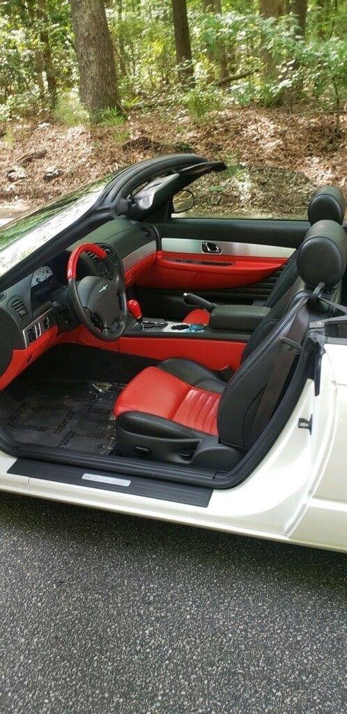 2002 Ford Thunderbird