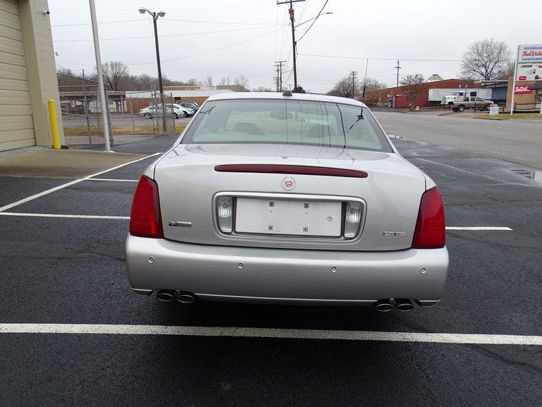 2004 Cadillac DeVille