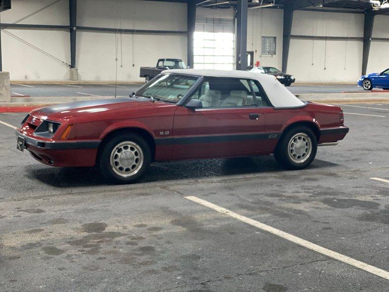 1985 Ford Mustang GT