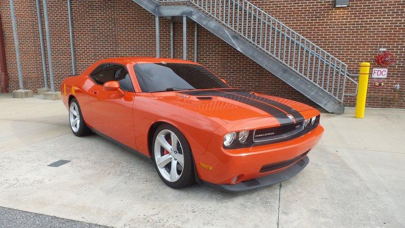 2009 Dodge Challenger SRT8