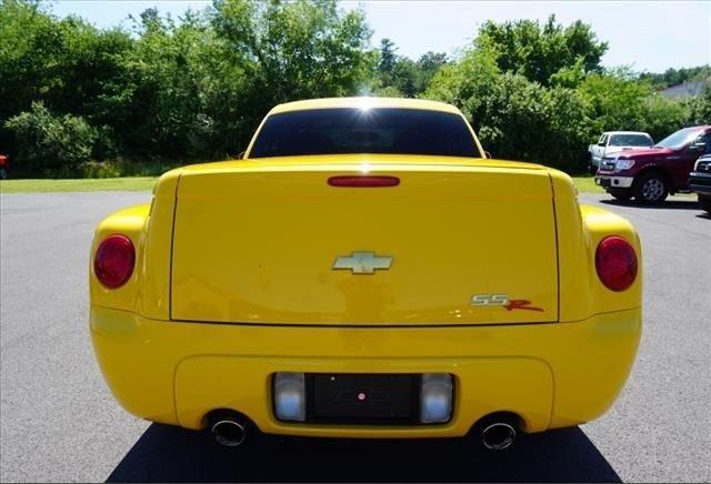 2004 Chevrolet SSR