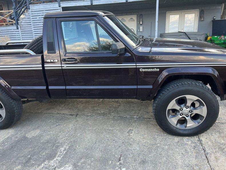 1989 Jeep Comanche Pioneer