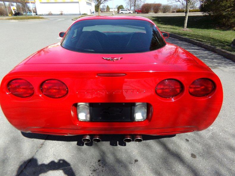 2004 Chevrolet Corvette