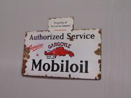 Mobiloil Authorized Service Sign