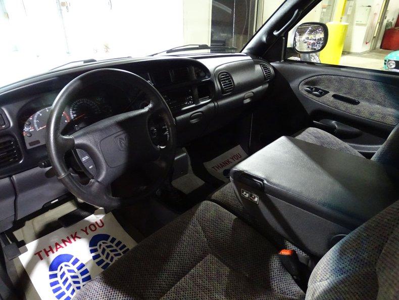 1999 Dodge Ram SLT