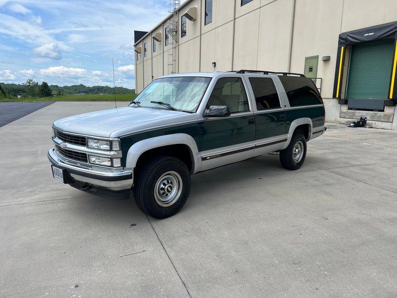 1997 Chevrolet Suburban LT