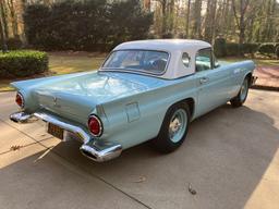 1957 Ford Thunderbird