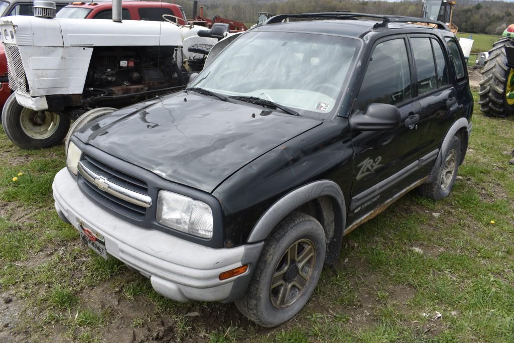 2003 Chevrolet Tracker car