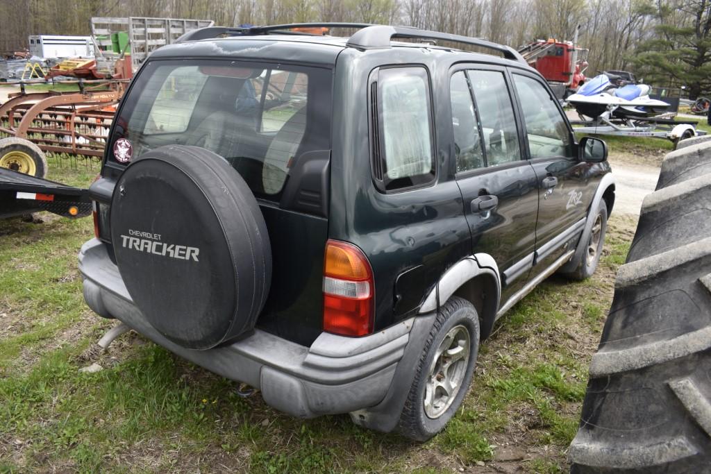 2003 Chevrolet Tracker car