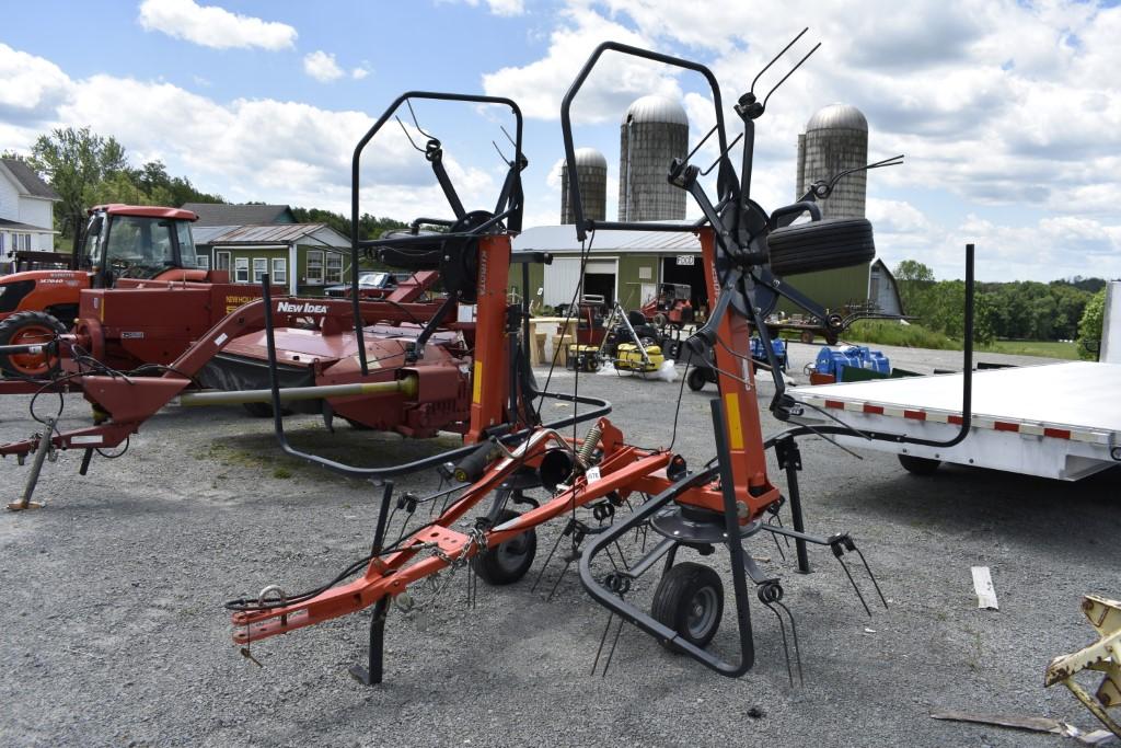 Kubota TE4052T 4 Star Tedder
