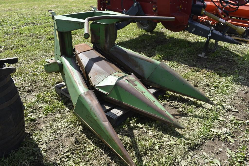 John deere 2 row corn head