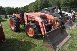 Kubota M4700 Tractor