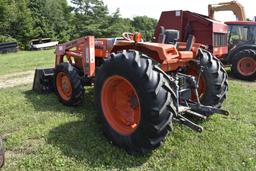 Kubota M4700 Tractor