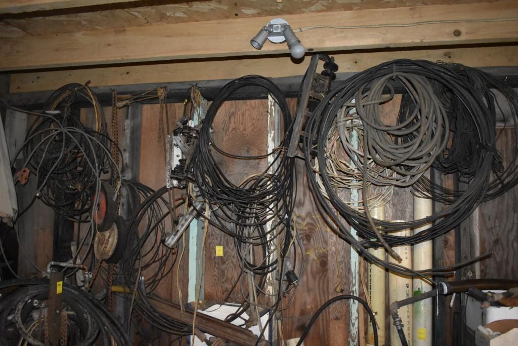 Large Group of contents in corners and on wall