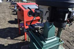 Grizzly Model G0760 8" x 29" Mill/Drill Power feed
