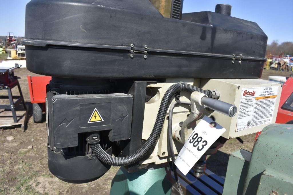 Grizzly Model G0760 8" x 29" Mill/Drill Power feed