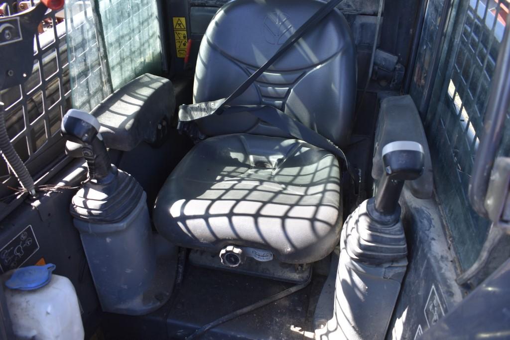 New Holland C175 Skidsteer with Tracks