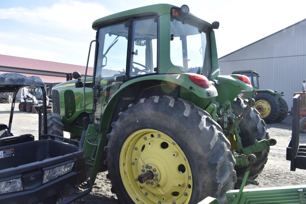 John Deere 7320 Tractor