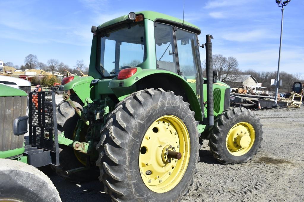 John Deere 7320 Tractor