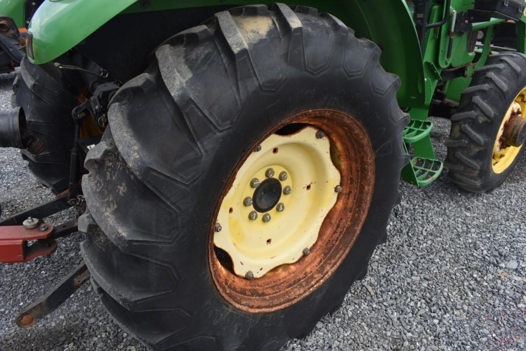 John Deere 5325 Tractor with Loader