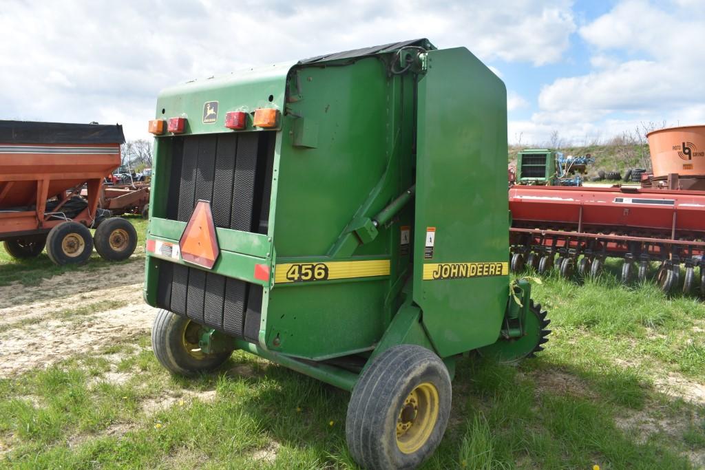 John deere 456 Round Baler