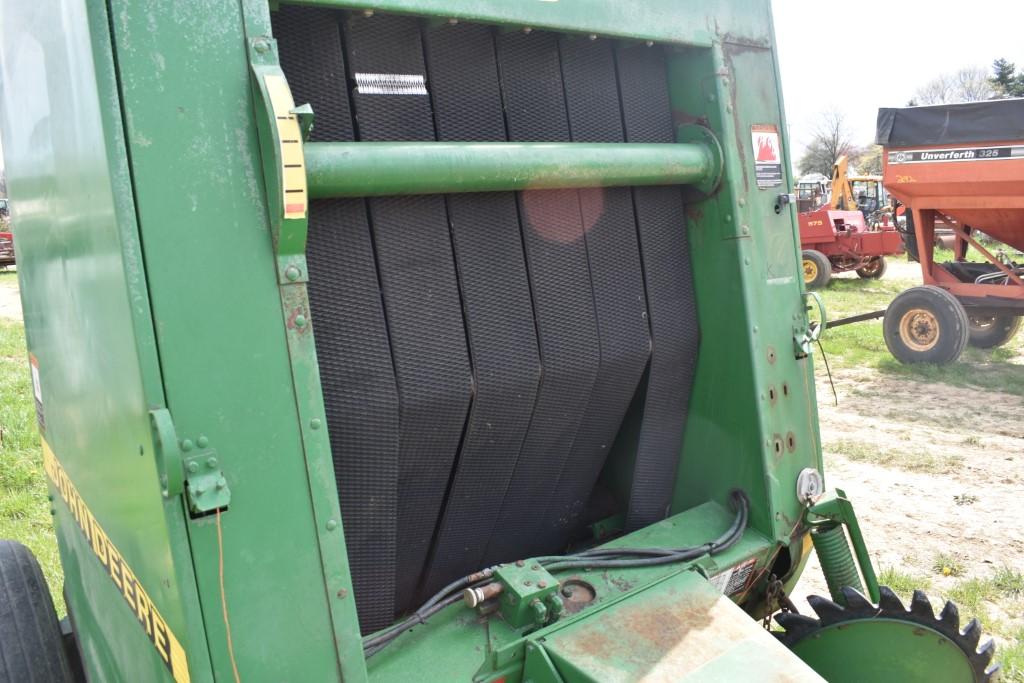 John deere 456 Round Baler