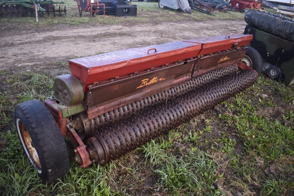 Brillion SS120 Tow Behind Seeder Cultipacker