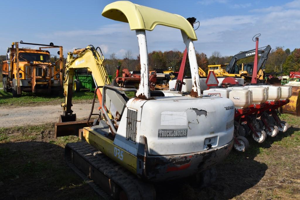 Daewoo 035 Excavator