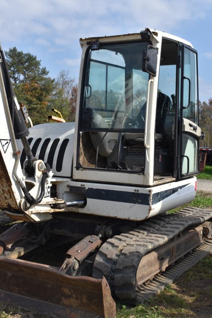Terex HR 32 Excavator