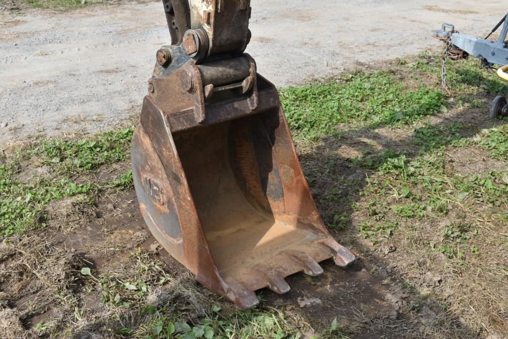 Terex HR 32 Excavator