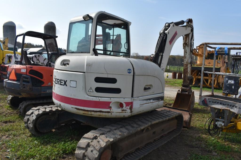 Terex HR 32 Excavator
