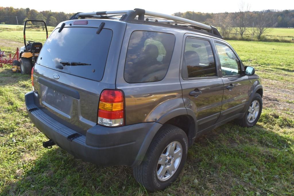 2002 Ford Escape car
