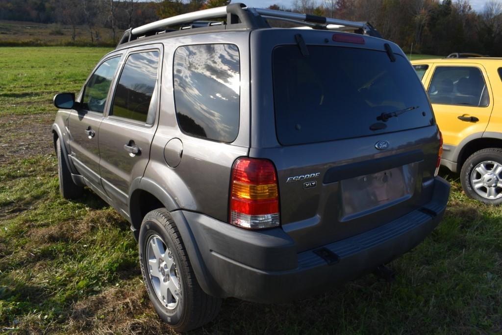 2002 Ford Escape car