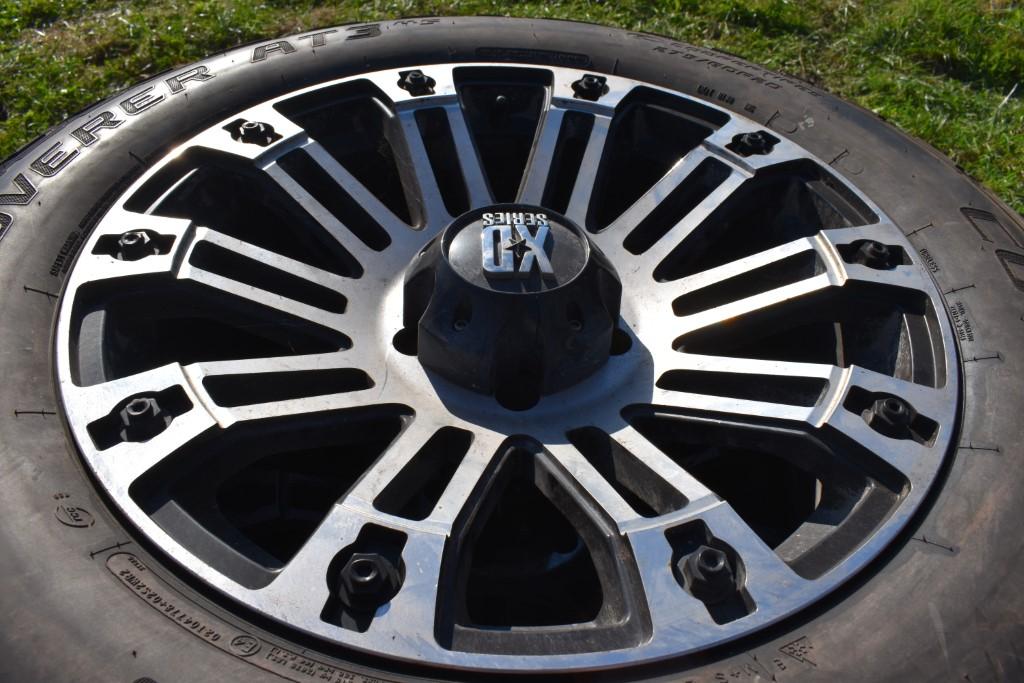 Set of 4 Discoverer 275/60R20 tires on XD Series 5 lug rims