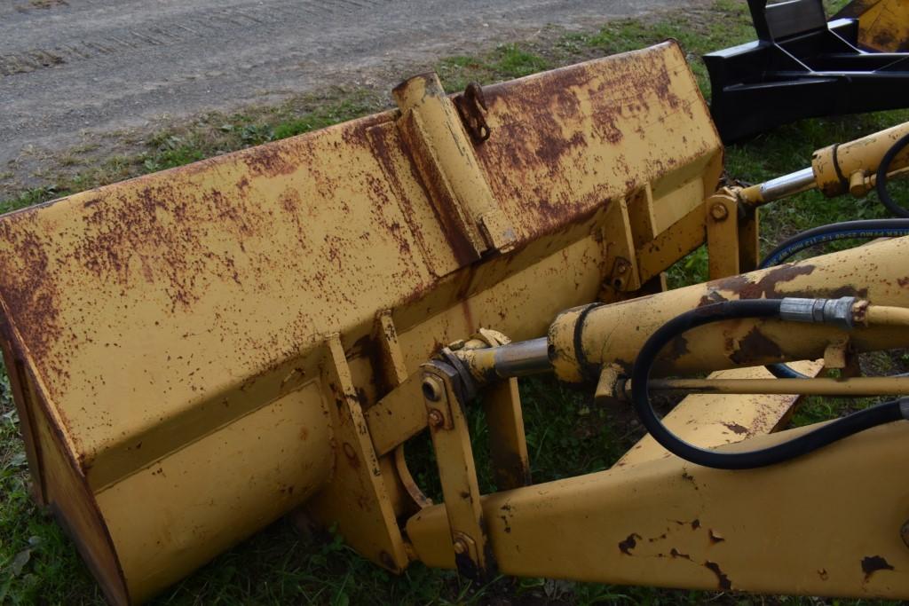 International 3500 Diesel Back Hoe and Loader