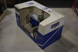 Scale Models Ford 4000 Tractor
