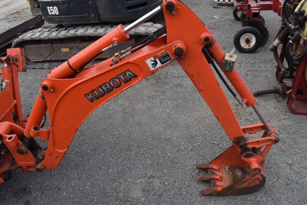 Kubota BX24 Tractor Loader Backhoe Mower