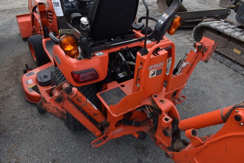 Kubota BX24 Tractor Loader Backhoe Mower