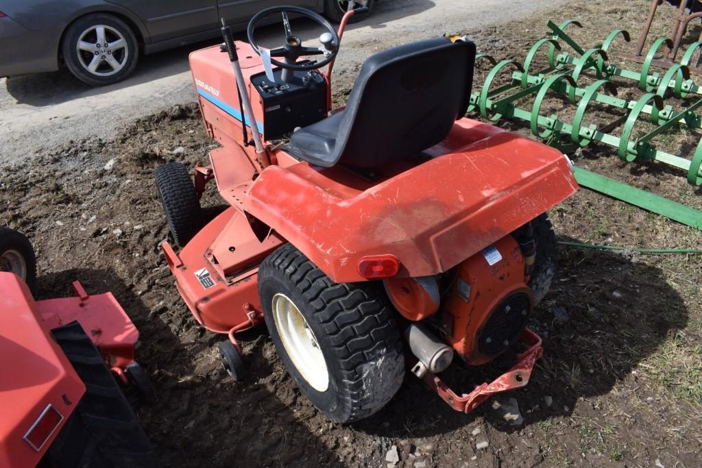 Gravely 8122 Lawn Tractor