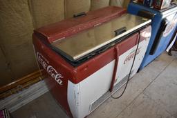Cavalier CMD-D Coca-Cola Cooler Machine