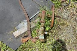 Group of Vintage Items