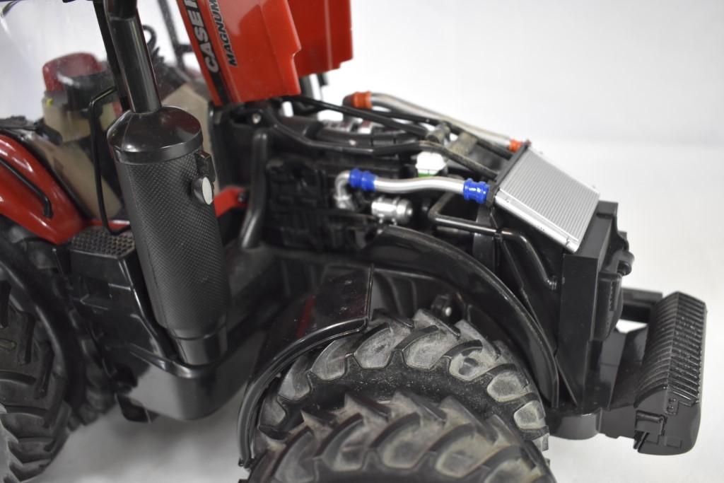 Ertl Case-IH Magnum 380 CVT Toy